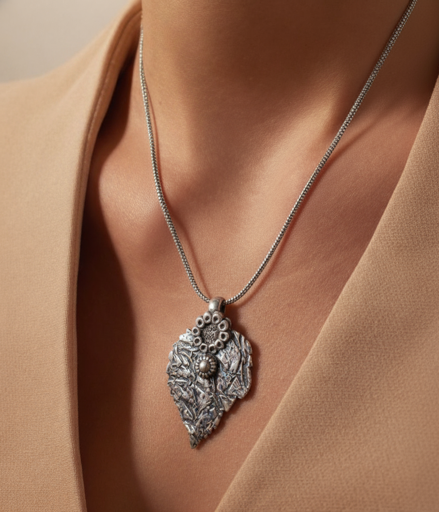 Aayat Leaf Silver Pendant