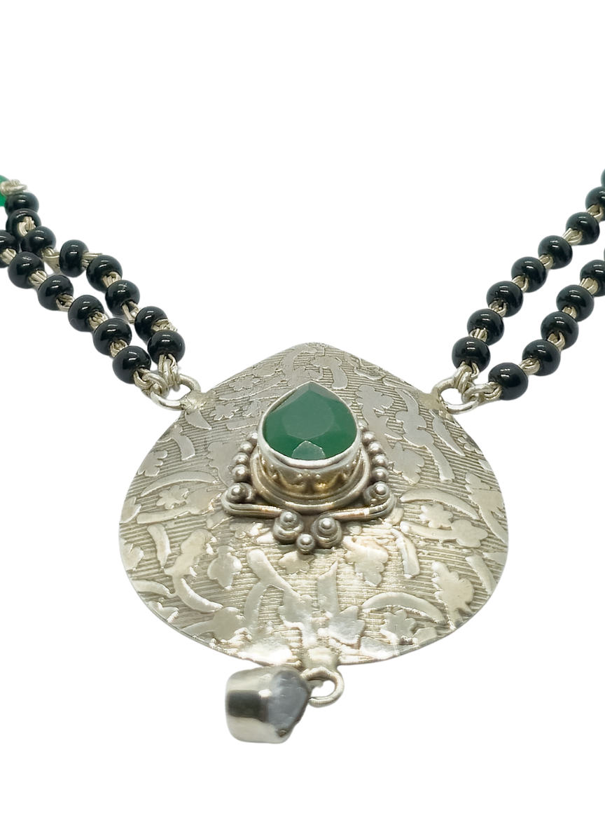 Aayat Emerald Bloom Silver Necklace