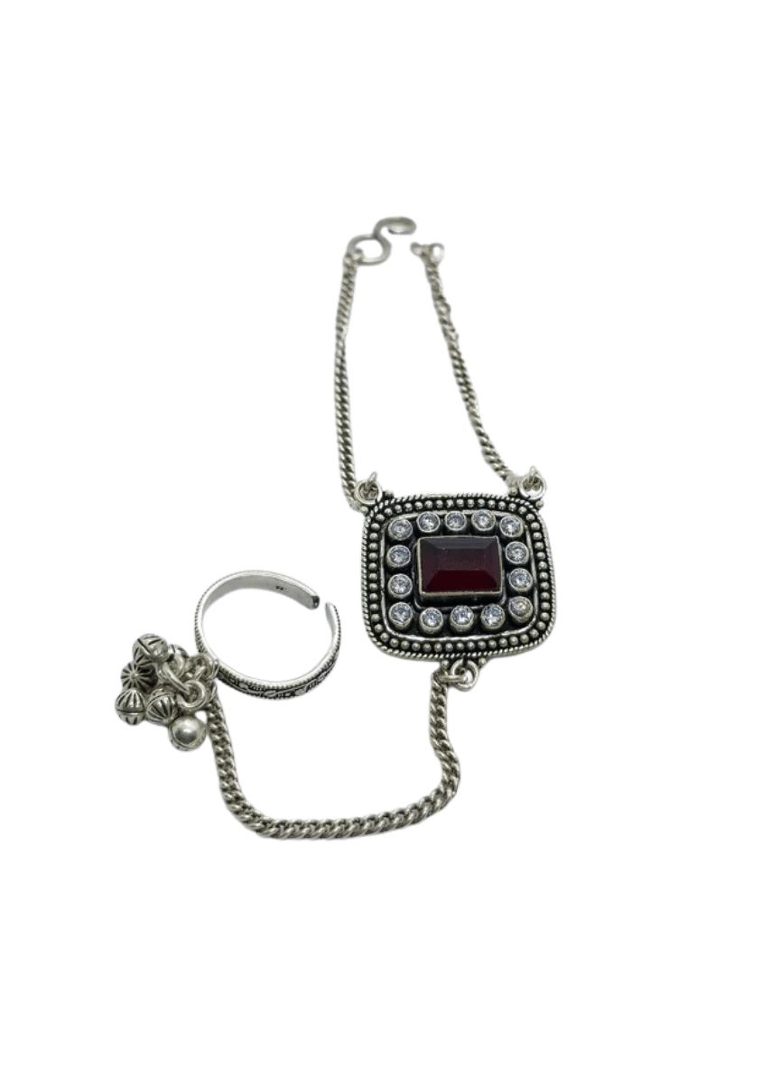 Aayat Regal Red Hathphool Silver Ring